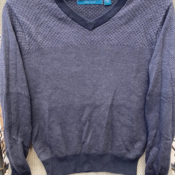 ⚜️Perry Ellis Grey Multi Knit Sweater! - Picture 3 of 5